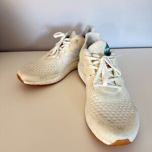 Adidas Ultra Boost Cream Red Blue Size 11
